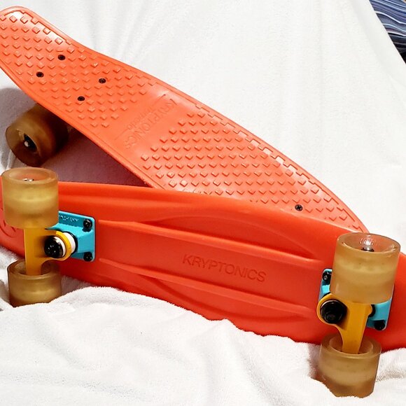 (SOLD ON EBay) KRYPTONICS "VINTAGE" 1965- "TORPEDO" SKATEBOARD (22.5" X 6") - Picture 7 of 16